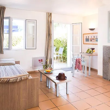 Ile De Re 10 Cocraud Resort *